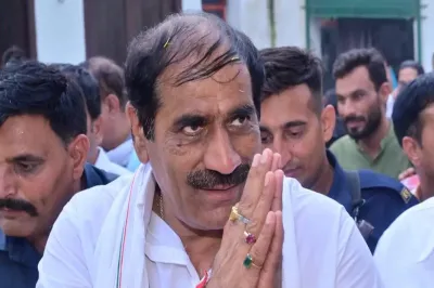 फिल्मी 'अंदाज़' में गिरफ्तार हुए पूर्व कांग्रेस विधायक धर्म सिंह छौक्कर, ईडी ने 'गिराया', फिर कॉलर पकड़ कर उठाया, वीडियो वायरल